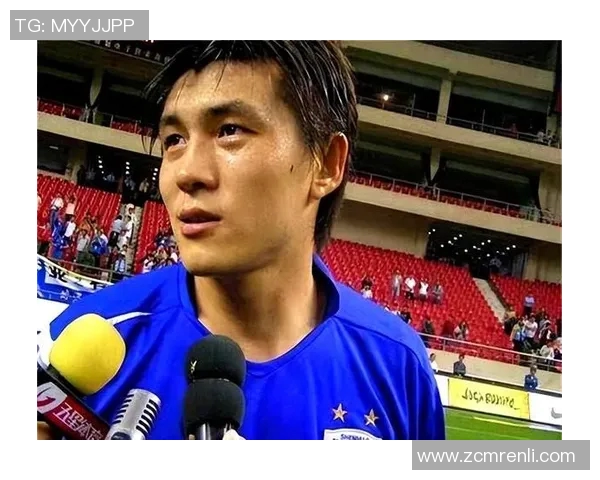 离婚后独自抚养孩子的足球明星如何平衡事业与家庭生活