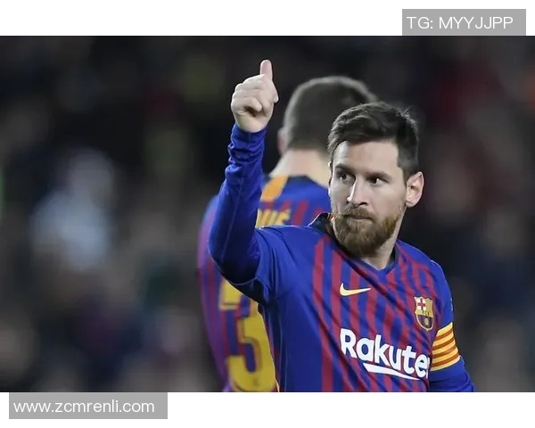 足球巨星梅西闪耀登场引万众瞩目展现超凡球技与魅力风采